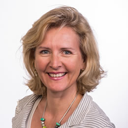 Mag. Evelyn Breitenbaumer Evelyn Breitenbaumer ist Teil vom Team Breitenbaumer in Salzburg